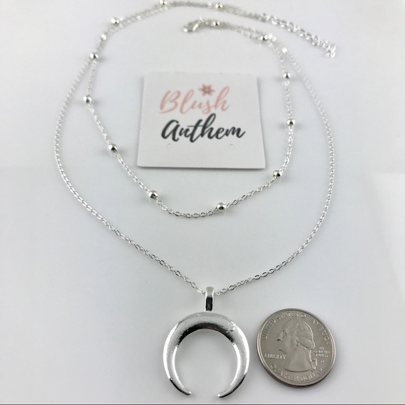 3/$25⚡️Horn Crescent Moon layer choker necklace - Picture 6 of 8